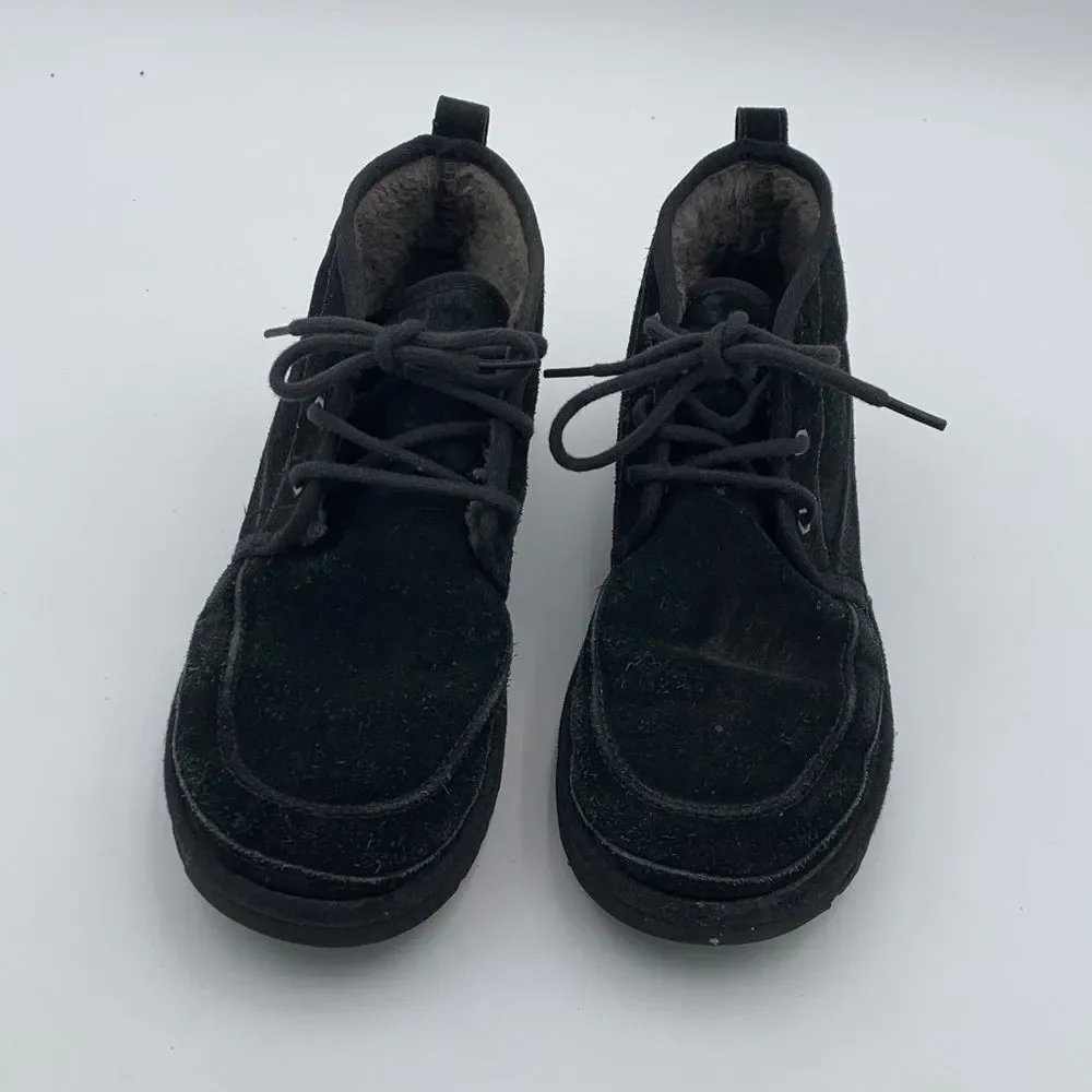 UGG Neumel Men’s Black Suede Lace-Up Chukka Boots size 11